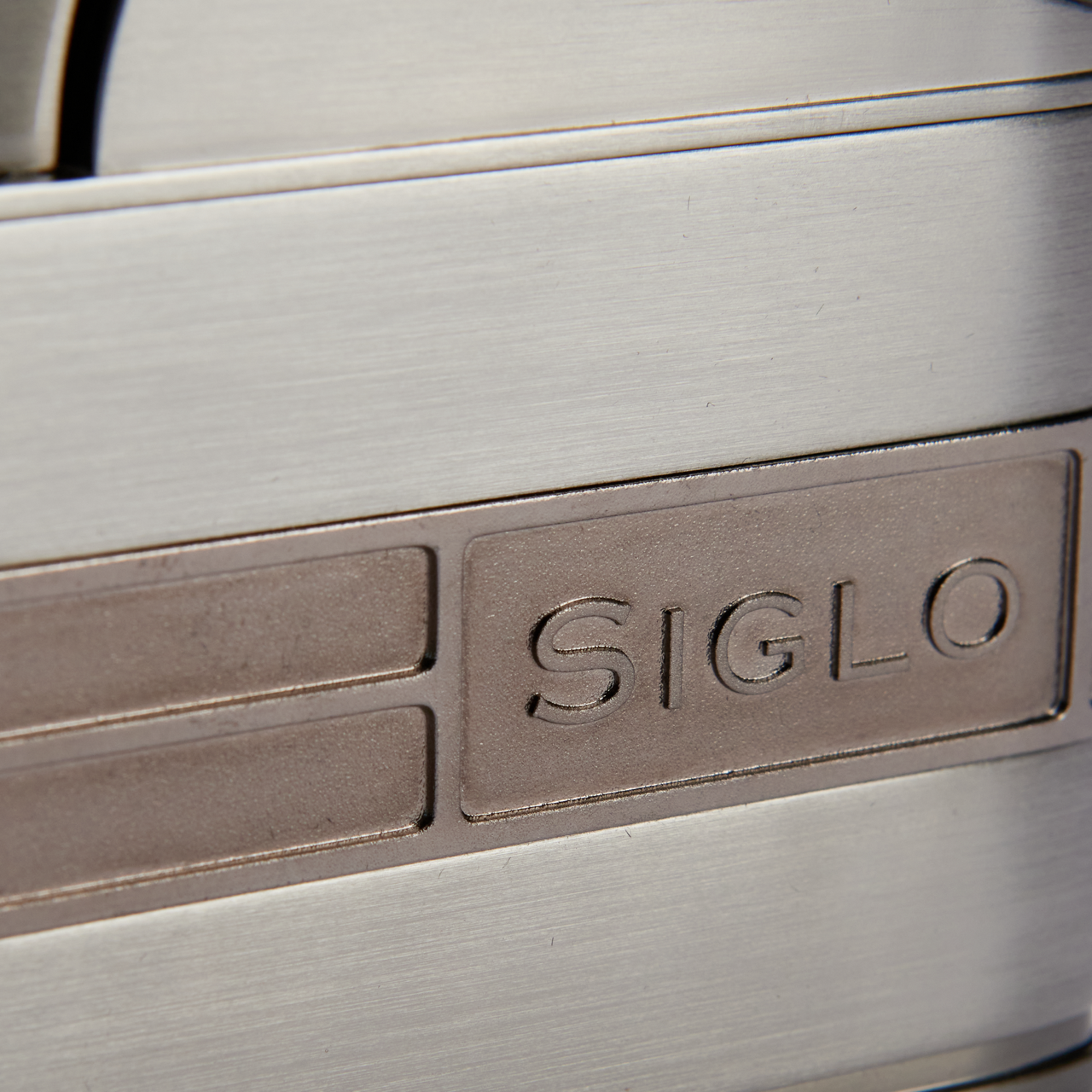 Siglo Retro Table Lighter Gun Metal